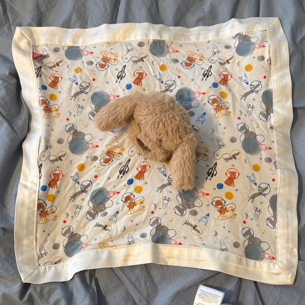Magnetic Me Space Dog Newborn Blanket and Dog Lovey Set - Picture 9 of 10